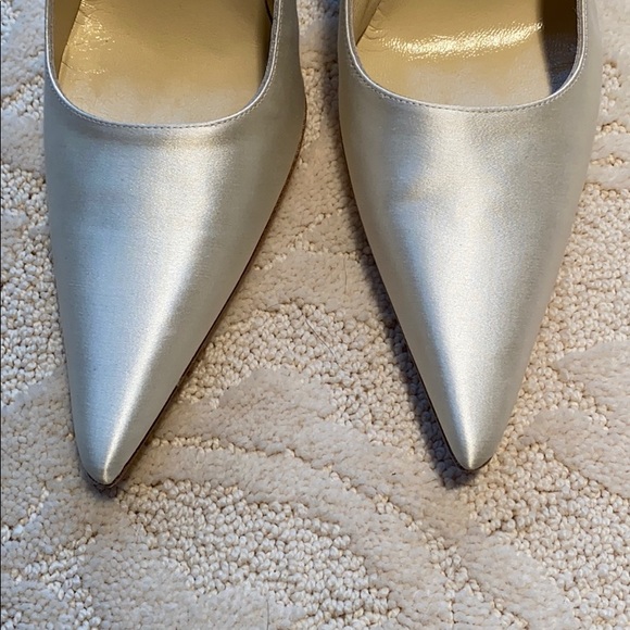 Vera Wang silk heels - Picture 7 of 9